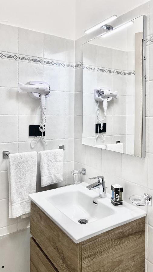 La Maison - Boutique Rooms Sperlonga Kültér fotó